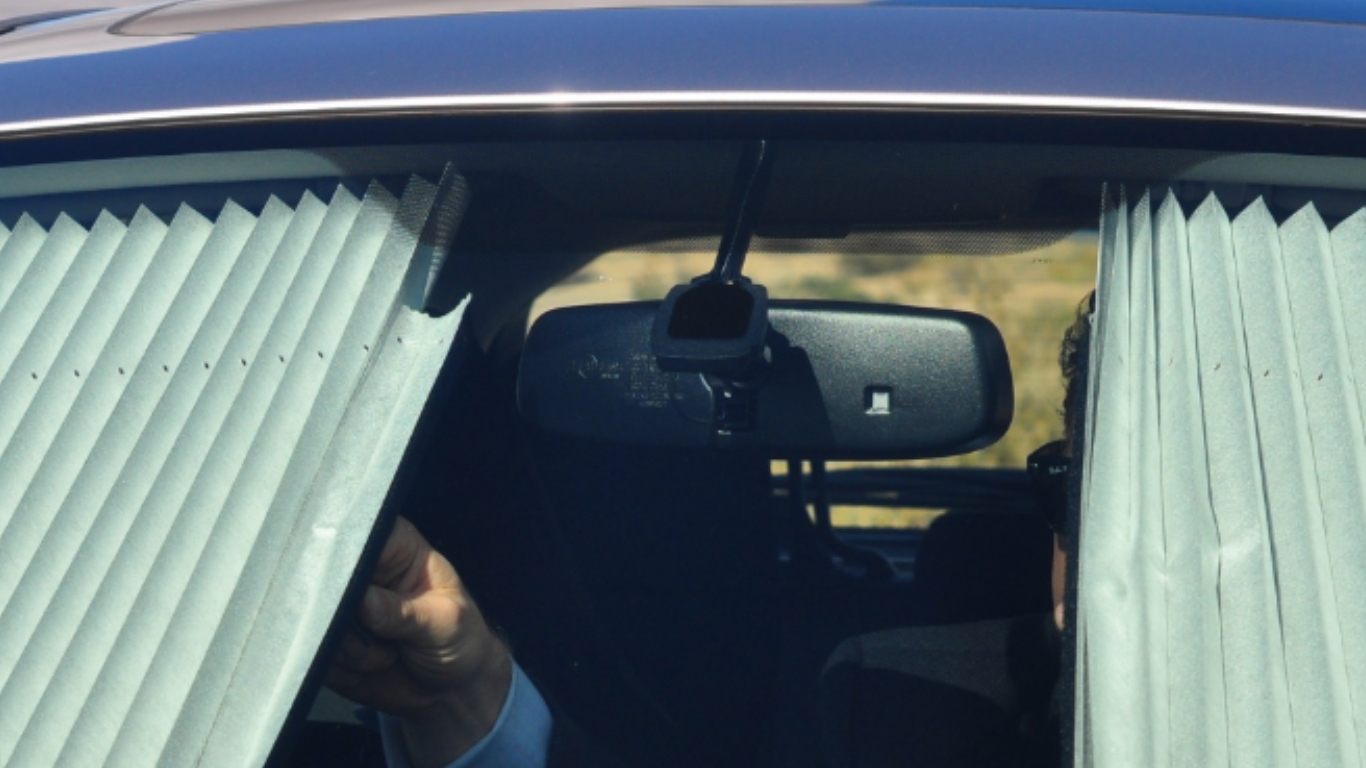 retractable sun shade